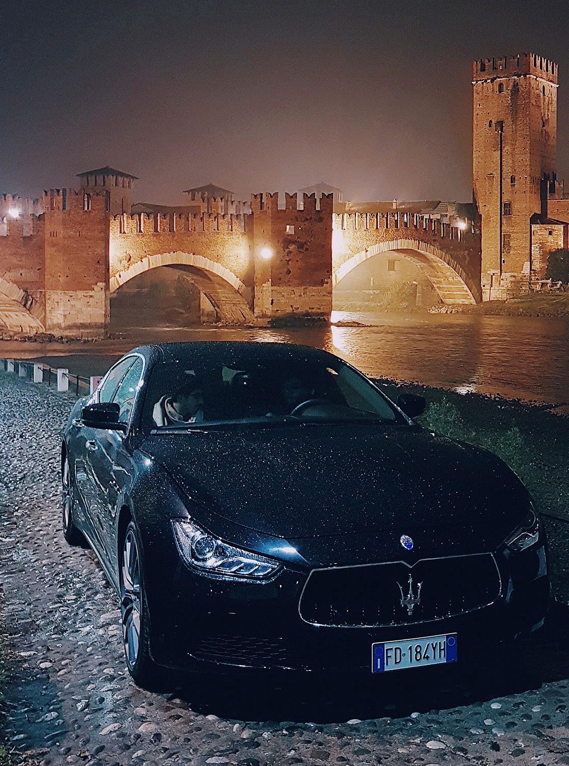 O-One-Project-Maserati-Escape-From-The-City-Ferrara-notturna.jpg